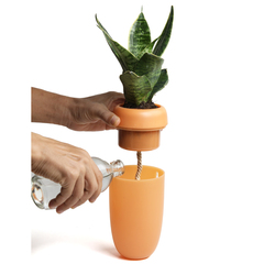 Květináč nástěnný/stolní samozavlažovací Carepot QL10304OR, oranžový