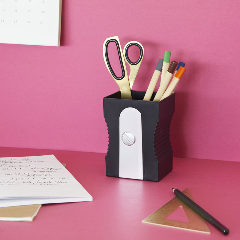 Stojánek na tužky Sharpener 27417, černý