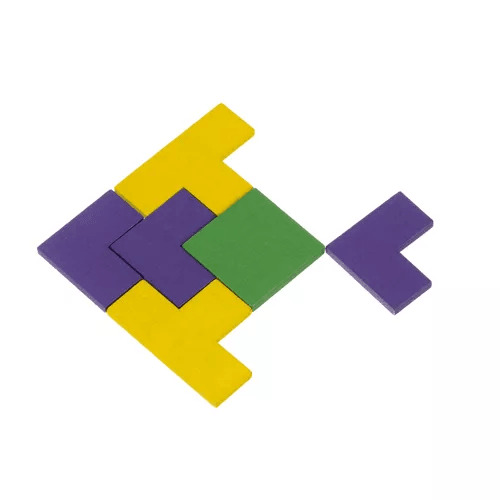 Dřevené logické puzzle