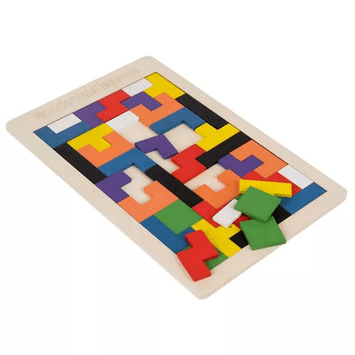 Dřevené logické puzzle