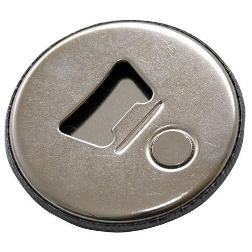 Button – placka s otvírákem – pivo dělá hezká těla