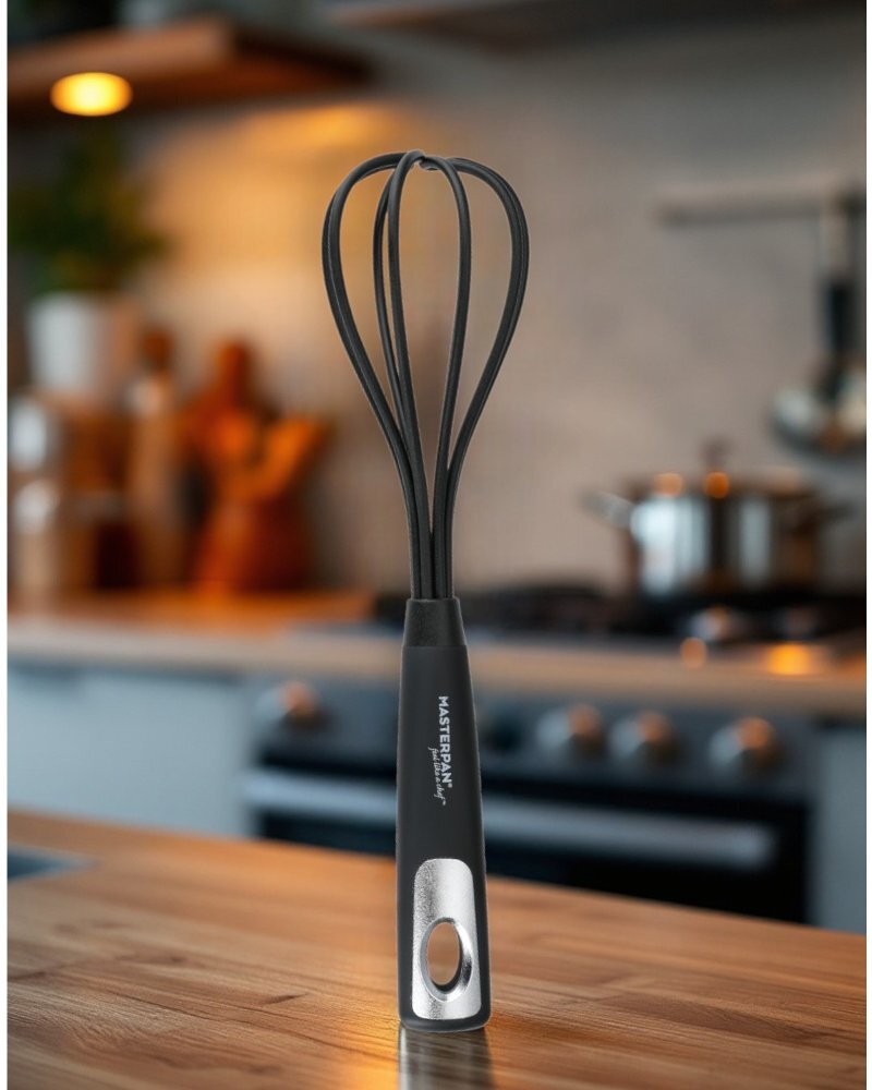 Metla na šlehání s ergonomickou rukojetí