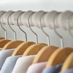 Distanční vložky na šatní tyče (košile) Orderly 55006, ecru